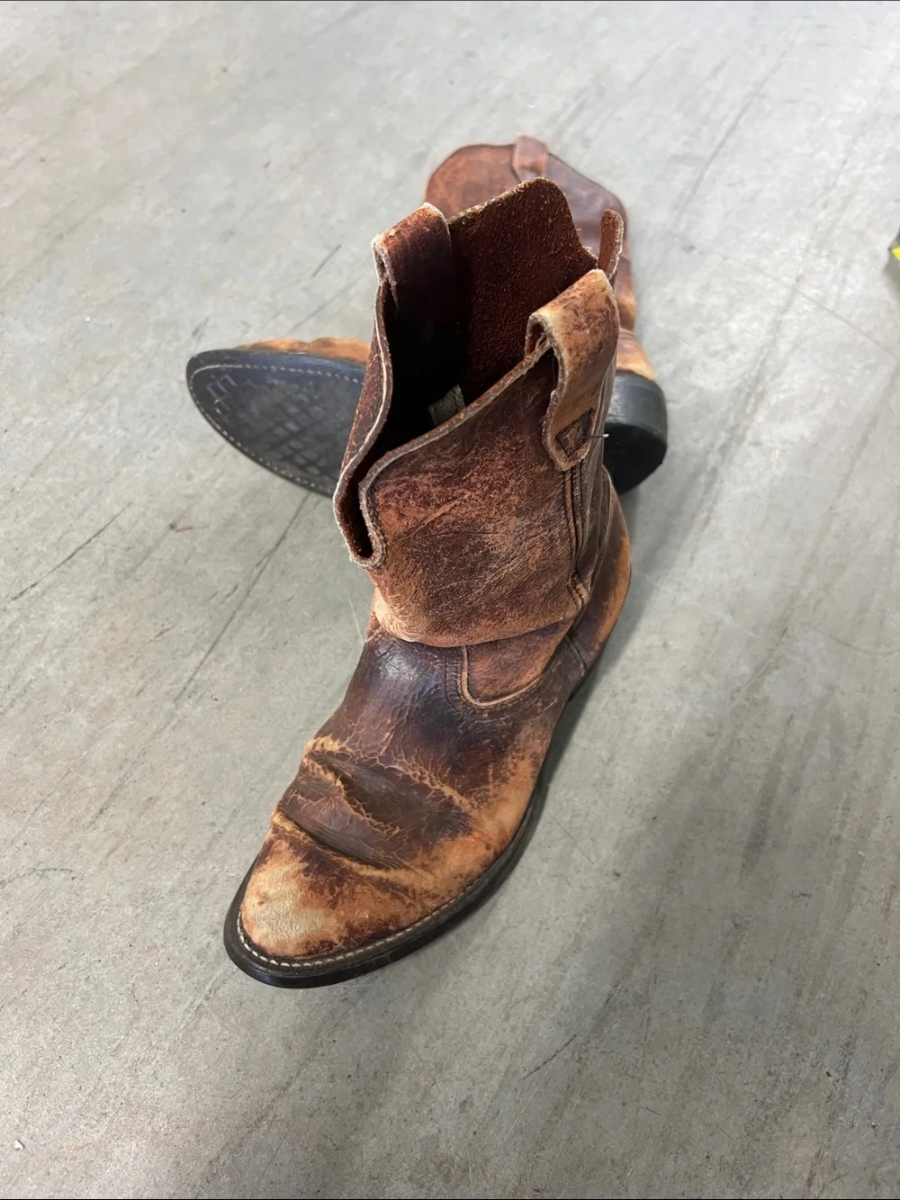 Brown Distressed Leather Ankle Boots - Men's Western Booties